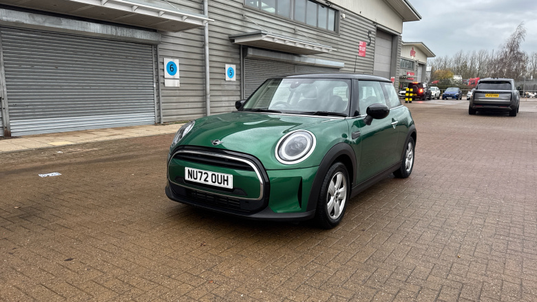 MINI Hatchback 1.5 Cooper Classic 3dr Auto Petrol Hatchback